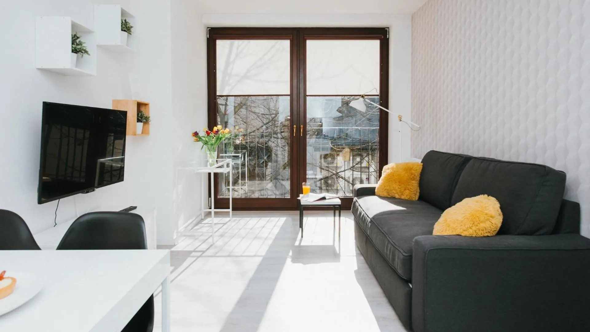 Horizon Apartments - Krowoderska Krakow Poland